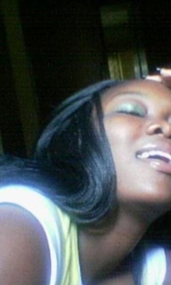 Jay site laugh 1 600x1000